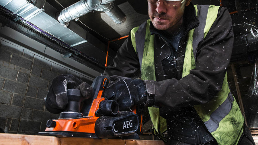 rabot sans fil BHO 18BL AEG rabot sans fil BHO 18BL AEG